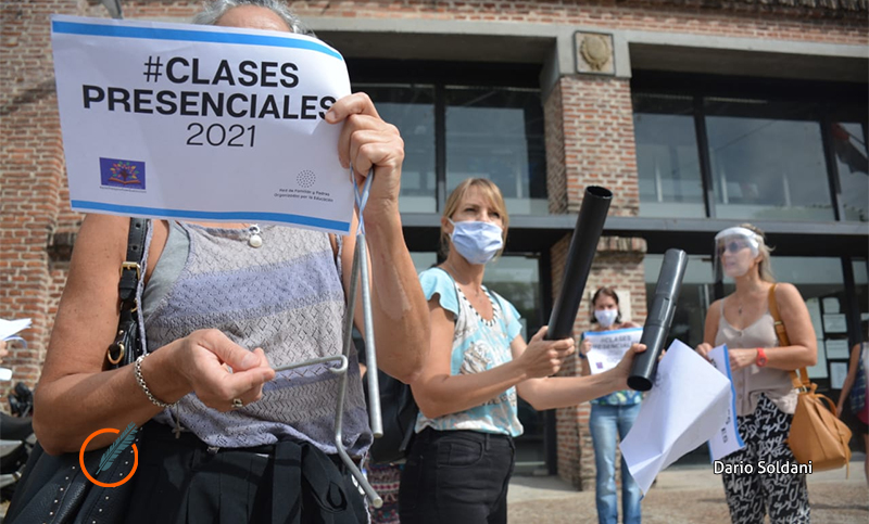 Educación 100% presencial: padres solicitan alternativas ante las clases intermitentes