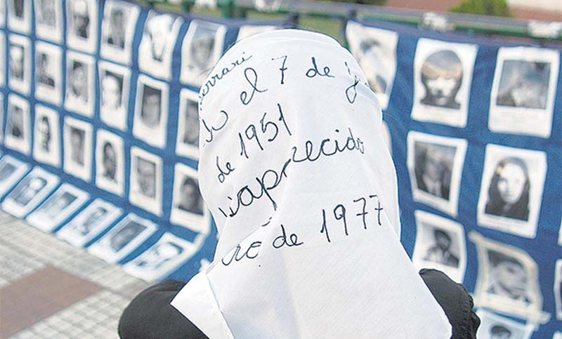 Instituyen premio Juana Azurduy para destacar la labor de Madres y Abuelas de Plaza de Mayo