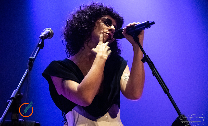 Al calor del rock de guitarras, Marilina Bertoldi prendió su fuego en El Círculo