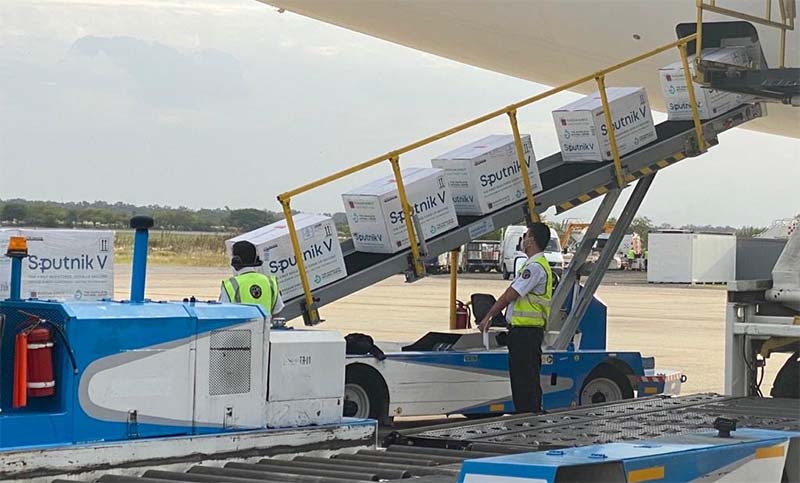 Llegaron 370 mil dosis Sputnik V y Argentina supera las 5 millones de vacunas recibidas