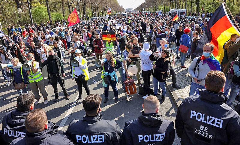 La policía alemana usó gases lacrimógenos para disolver protestas