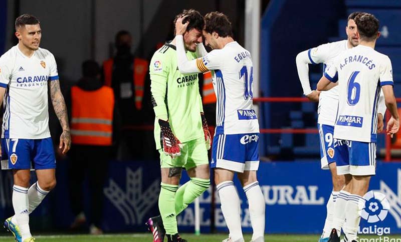 El arquero Cristián Alvarez se convirtió en héroe al anotar un gol agónico