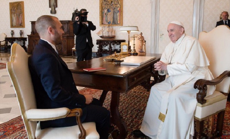 Guzmán visitó al Papa en busca de apoyo por la renegociación de la deuda