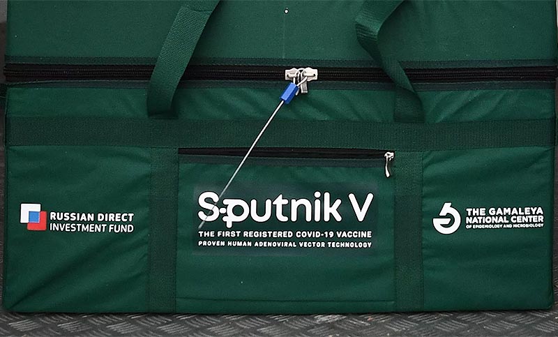 Rusia critica decisión «política» de Brasil de no autorizar importación de la Sputnik V