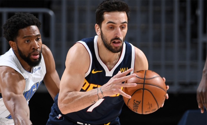 Los Nuggets consiguieron un trabajado triunfo para estirar su racha