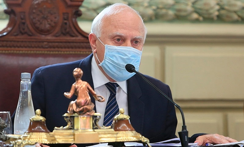 Miguel Lifschitz se encuentra estable pero continúa en terapia intensiva