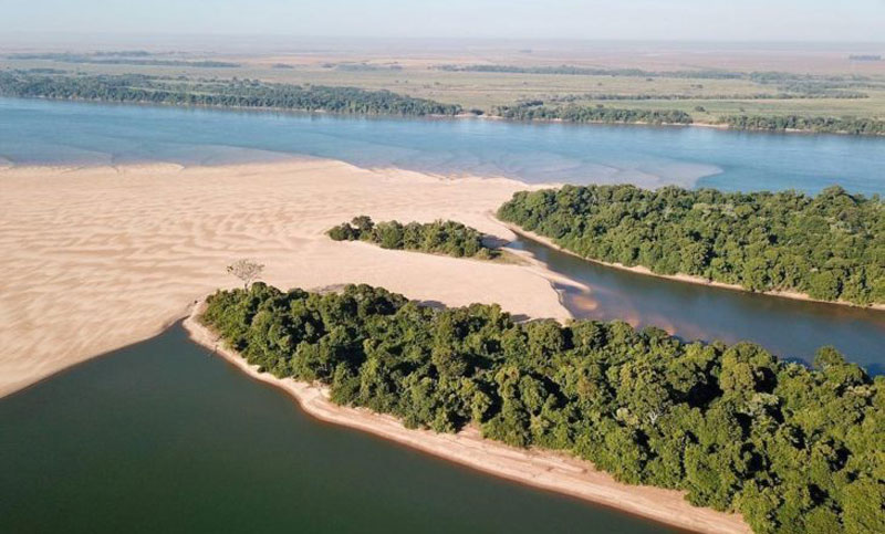 Dragar el río Paraná a 42 pies «desmoronará las barrancas y dejará sin agua a la isla»