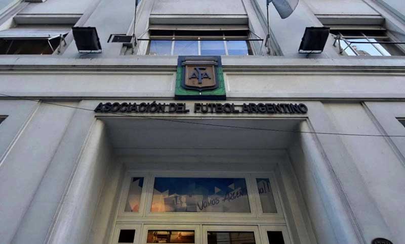 Allanamiento en la AFA por lavado de dinero y defraudación