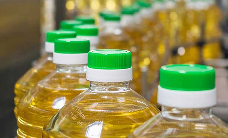 La Anmat prohibió dos marcas de aceite, una de queso y una de pasta de legumbres