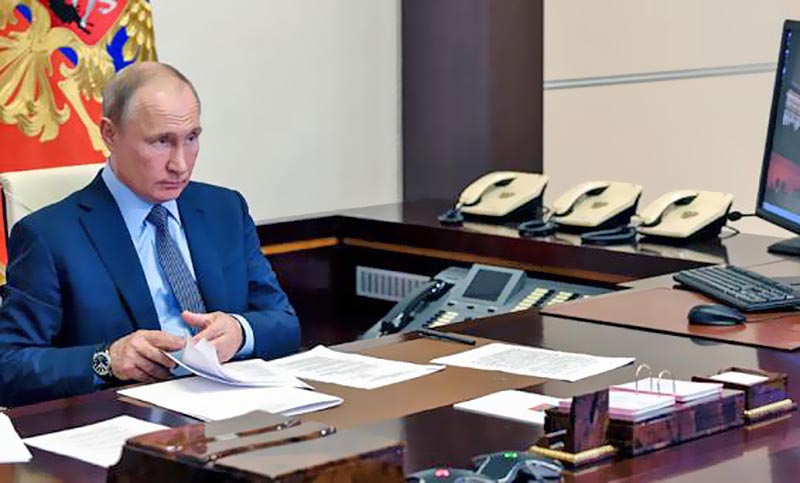 Vladimir Putin consideró “inapropiada” la vacunación obligatoria