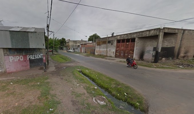 Mataron a un joven de un disparo para robarle la moto