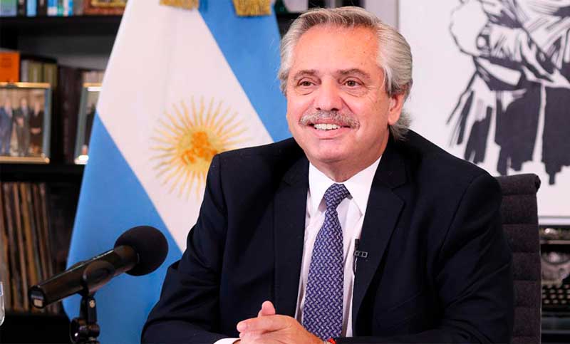 El Presidente participa de un foro en el Día Internacional de los Trabajadores