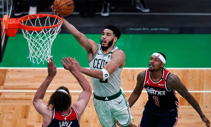 Celtics fue más que Wizards y se ganó su pase a los playoffs de la NBA