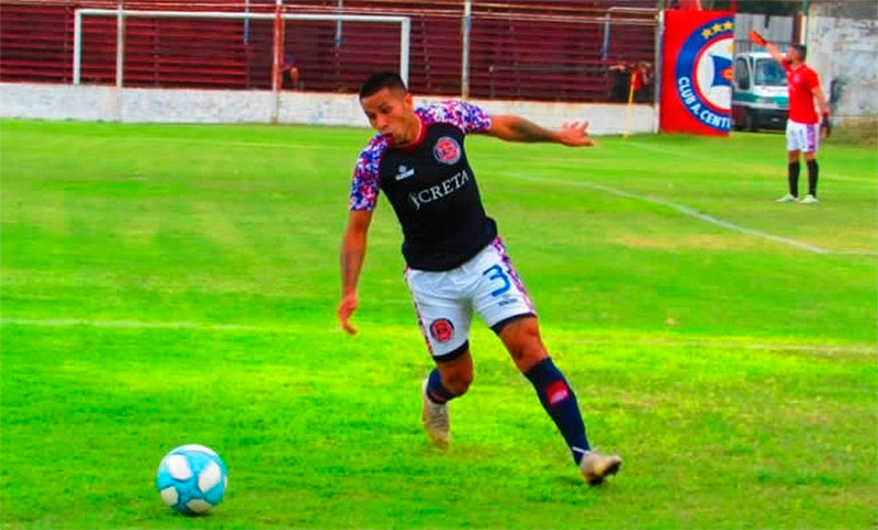 Central Córdoba juega su partido pendiente para afirmarse en la punta