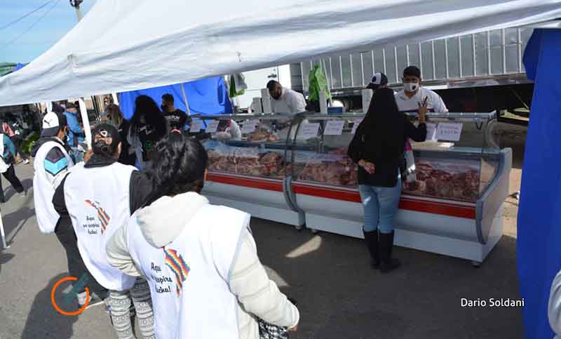 La feria itinerante de carnes se instaló en zona oeste