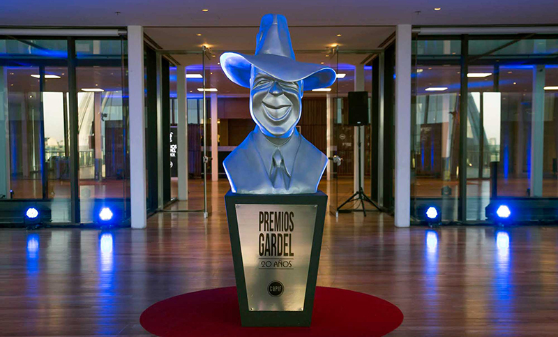 Fito Páez y Nathy Peluso lideran las nominaciones a los premios Gardel 2021