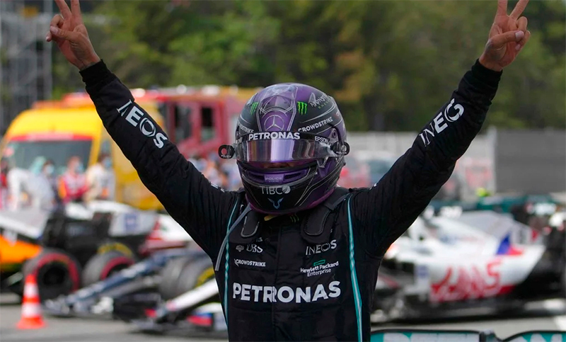 Hamilton se impuso en Barcelona y estira su ventaja en el Mundial