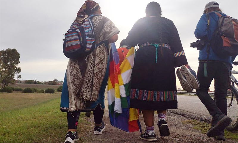 Mujeres indígenas caminarán miles de kilómetros para decirle “no” al «terricidio»