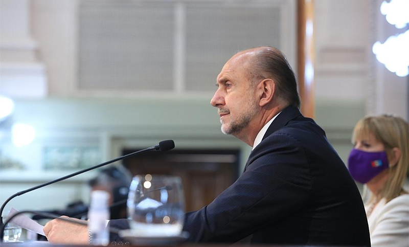 Perotti ya tiene aval de la Legislatura para negociar la compra de vacunas