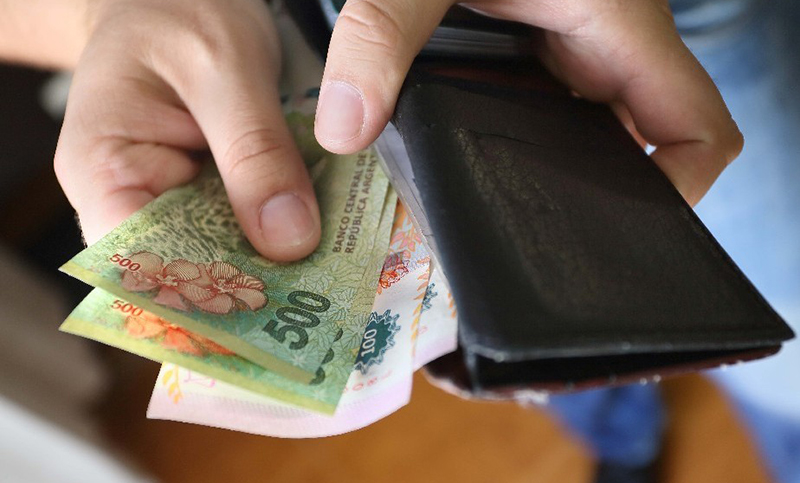 Los salarios perdieron entre 15% y 26% de poder adquisitivo en los últimos tres años