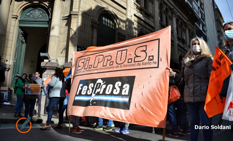 Siprus: paro por 24 horas y protesta frente al nodo Salud Rosario