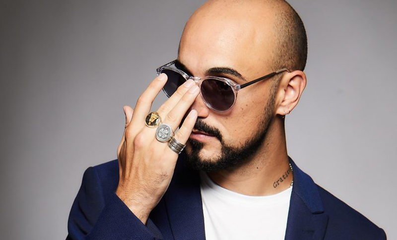 Abel Pintos lanzó «De mí, contigo» junto al dúo Camila