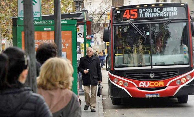 Córdoba: rehabilitaron el transporte urbano de pasajeros