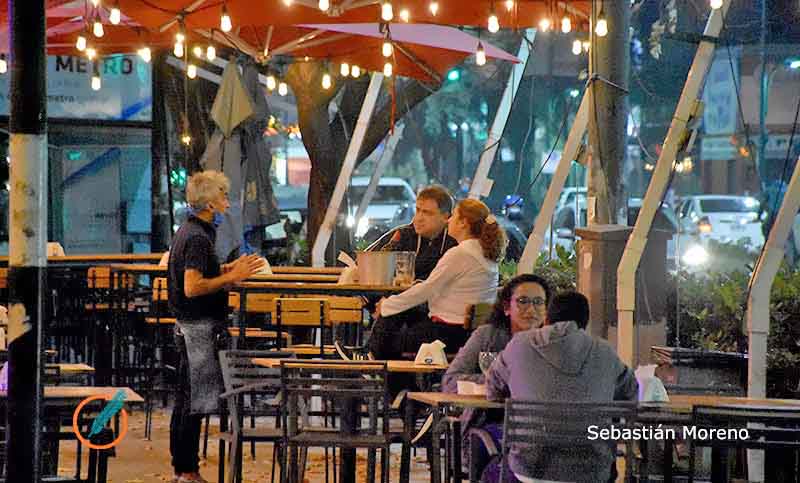 Los gastronómicos afirman que los 10 mil pesos que otorga la provincia no son ATP