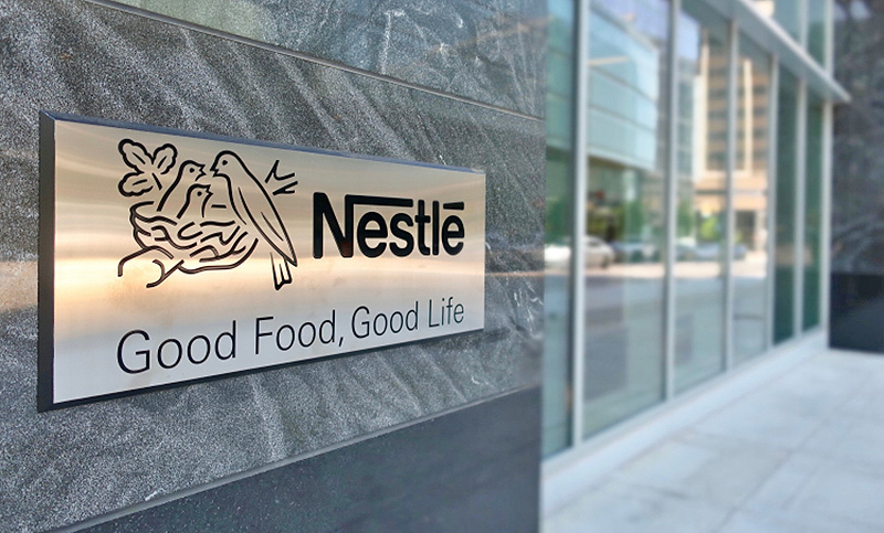 Nestlé reconoció que más del 60 % de los productos que vende no son saludables