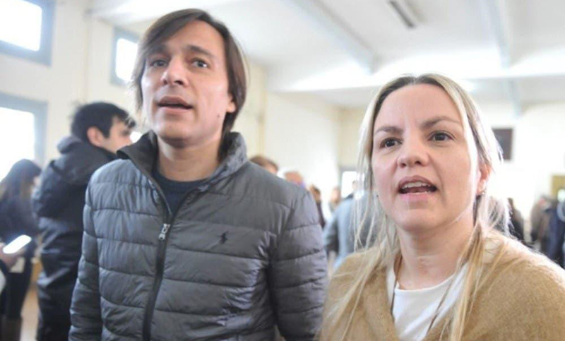 Píparo reconoció haber ofrecido un celular y zapatillas a un joven atropellado por su marido