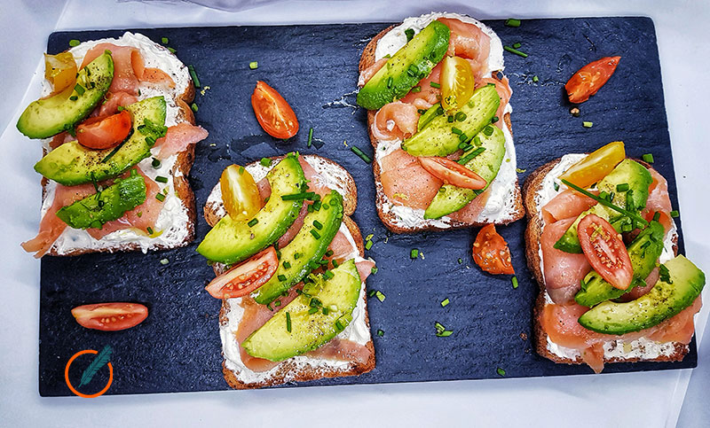 Tostada de salmón