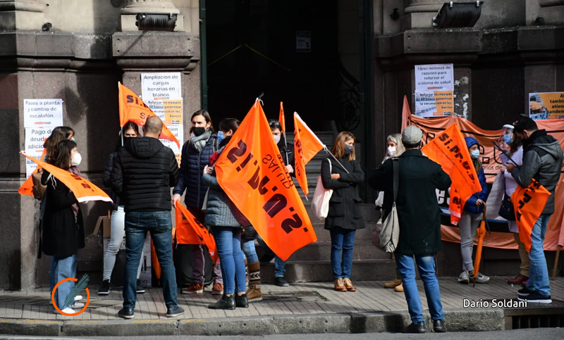 Siprus se manifestó contra la sobrecarga de tareas y la falta de recursos humanos
