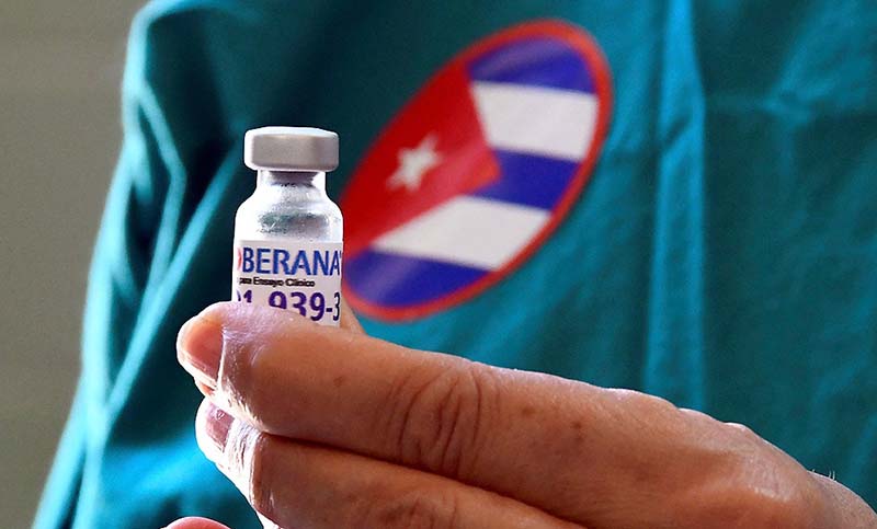 La vacuna Soberana 02 alcanzó una eficacia del 62% en dos de sus tres dosis