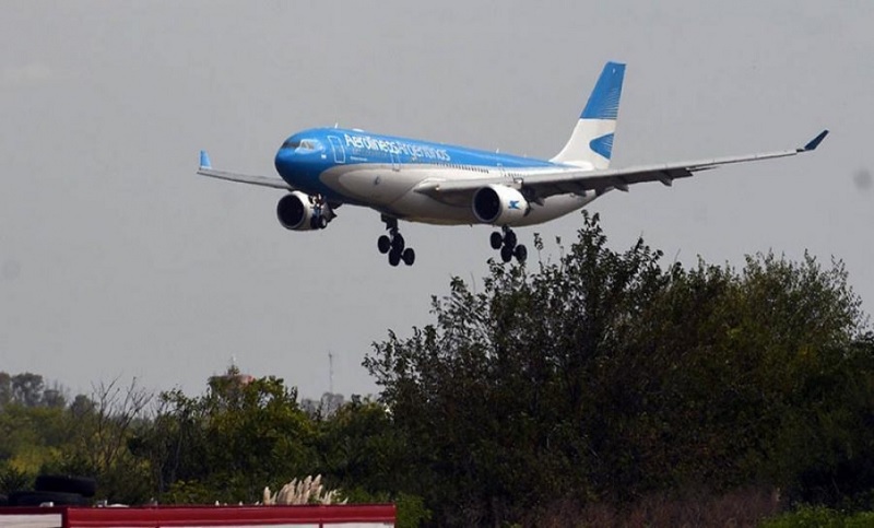 Partió el vuelo que traerá el reactivo para la fabricación local de la Sputnik y más dosis