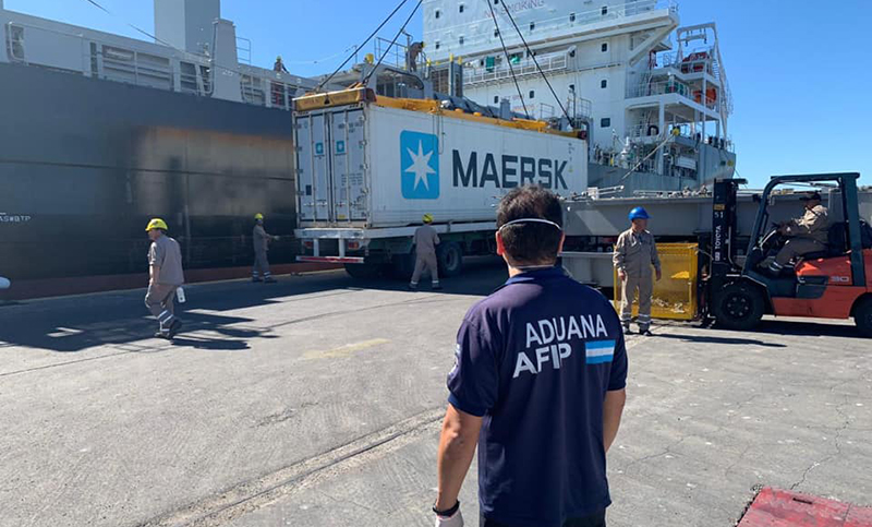 Los aduaneros paran el martes en todo el país en reclamo de urgente vacunación del personal