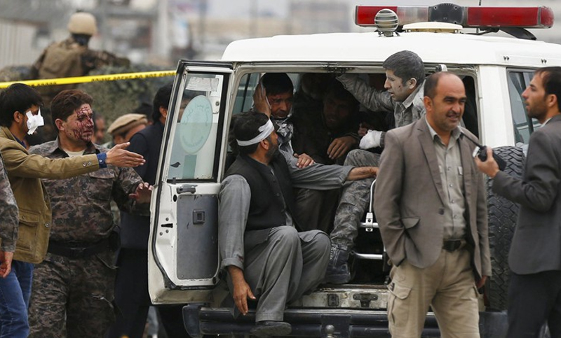 Casi 30 muertos en una serie de ataques talibanes en norte de Afganistán