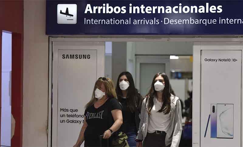 El 45% de las personas que viajaron al exterior no cumple el aislamiento al regresar
