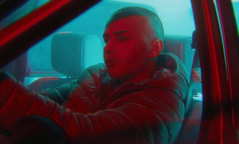 Erick Félix sale a romper todos los esquemas con el video de la canción «Exceso»