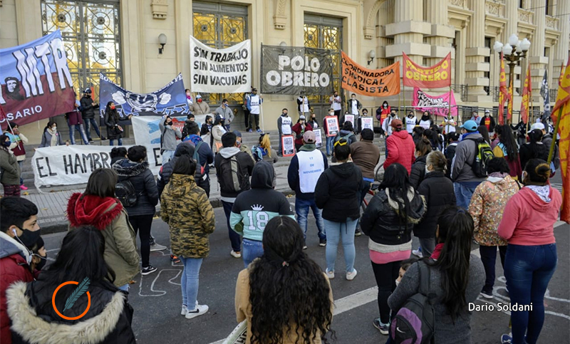Reclamo por subsidios y vacunas para quienes trabajan en comedores