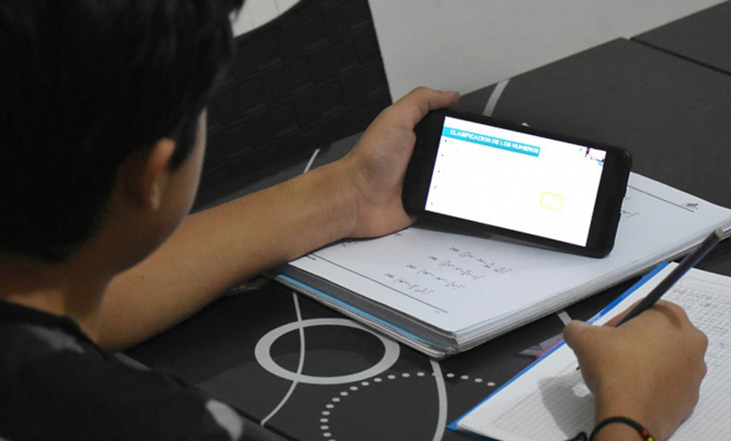 Avanza el plan para llevar internet gratuito a barrios populares de Rosario y Santa Fe