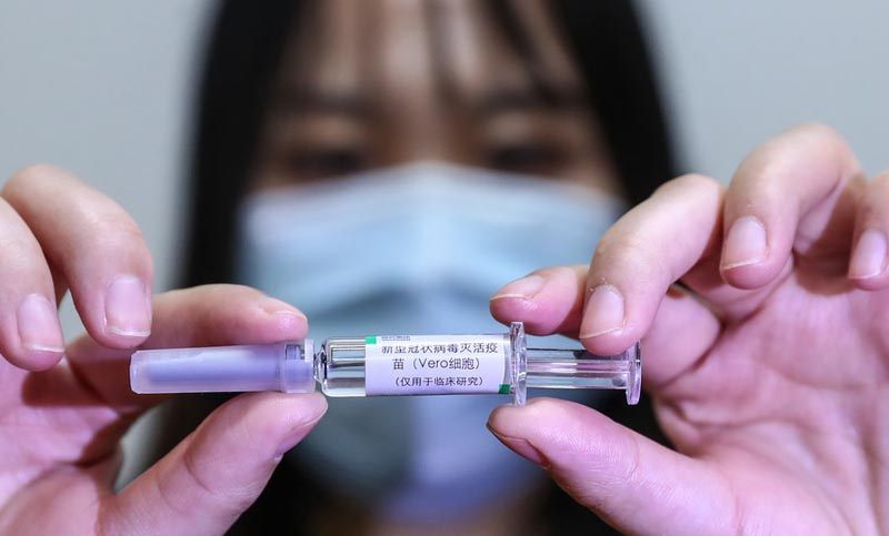 China ya aplicó mil millones de dosis desarrolladas por laboratorios propios