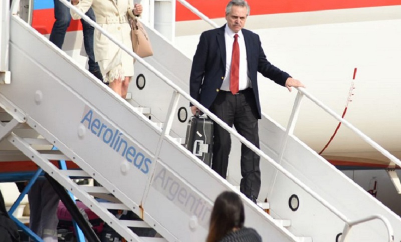 Fernández viaja a Perú para asistir a la asunción de Pedro Castillo