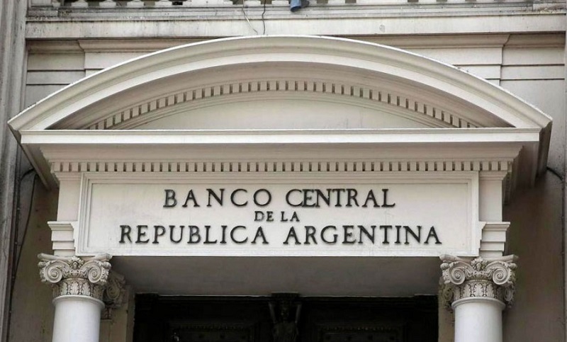 La Argentina pagó al Club de París y las reservas cayeron por debajo de los  43 mil millones de dólares