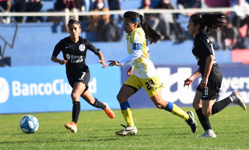 Fútbol femenino: Central no pudo con San Lorenzo en cuartos de final