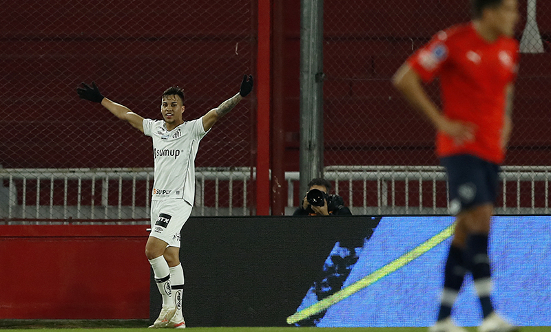 Independiente fue eliminado por Santos en la Copa Sudamericana