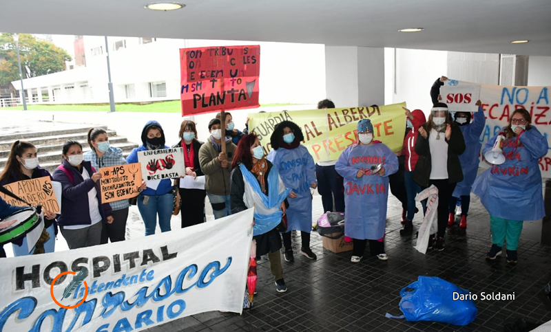 Trabajadores de la salud protestaron por contratos y el trabajo precarizado