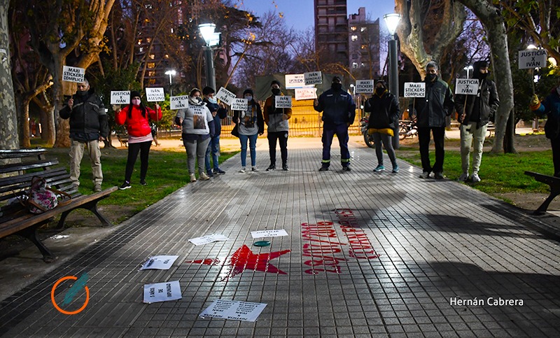 Familiares de Iván Farías se movilizaron en Plaza López y renovaron el pedido de justicia
