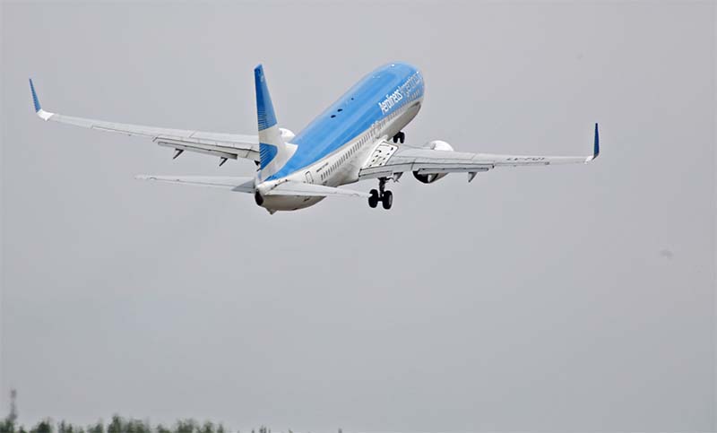Parte a China un nuevo vuelo de Aerolíneas en busca de vacunas Sinopharm