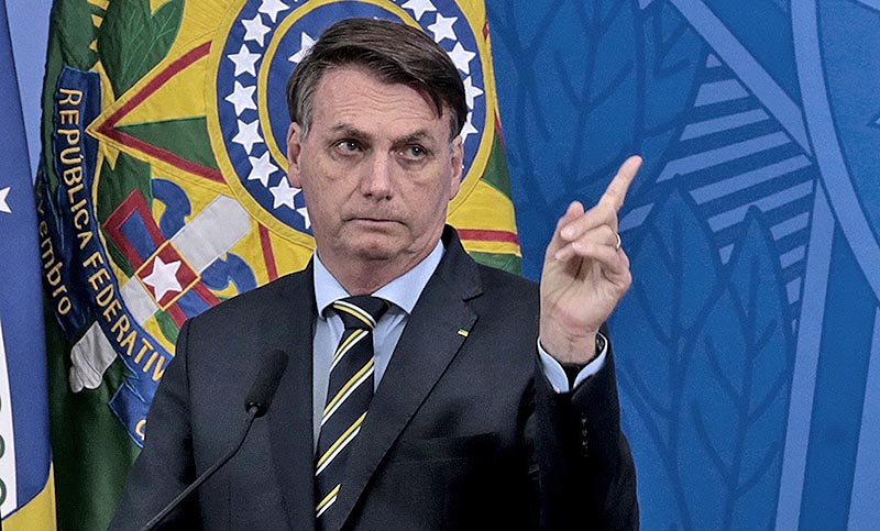 Bolsonaro se reunió en Brasilia con el jefe de la CIA y criticó a países de la región sudamericana