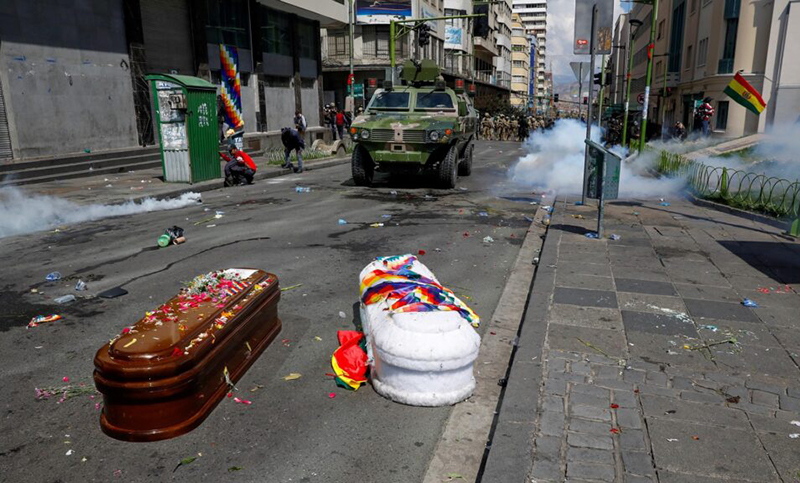 Denunciaron que el Gobierno de Macri proveyó de armas a la dictadura en Bolivia